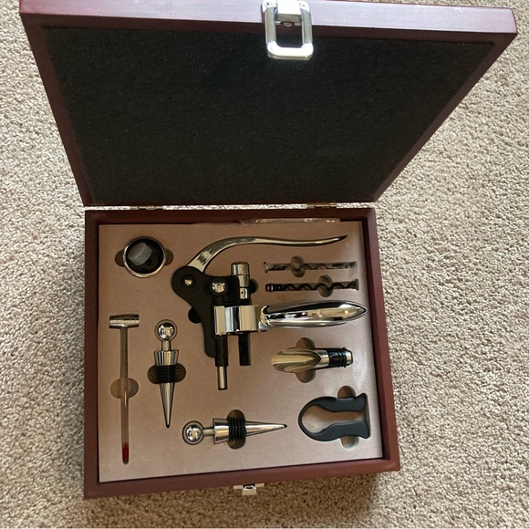 NWOT - Wine Opener 9 Piece Box Set - Great Gift Idea! - Picture 14 of 14